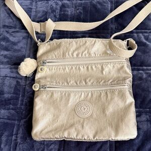 Kipling Metallic Beige Crossbody Bag - Lightweight Women's Shoulder Bag EUC